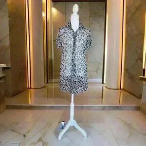 New York & Company Circle Print Black & White Dress Size Small